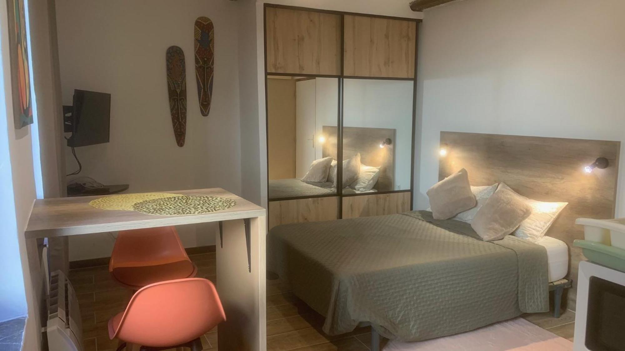 Grands Buffets Appartement